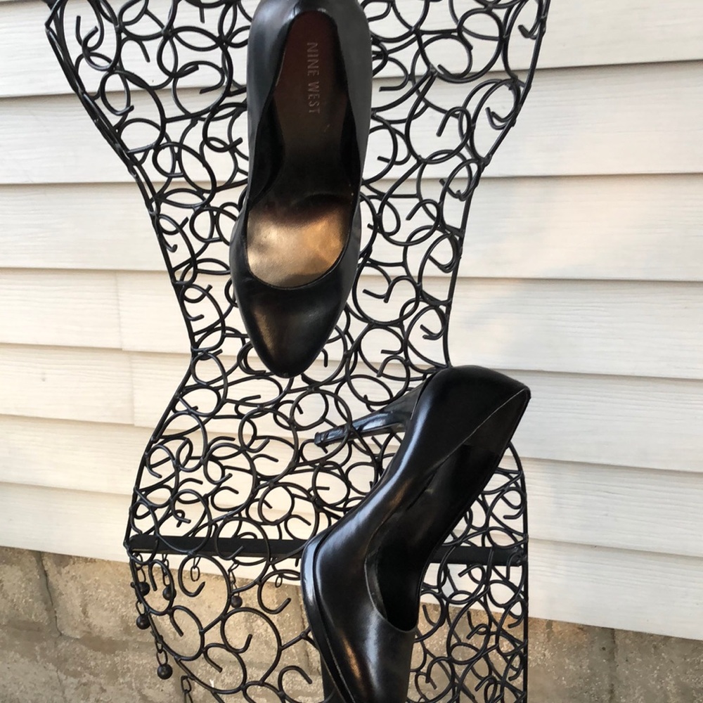 Nine West black heels